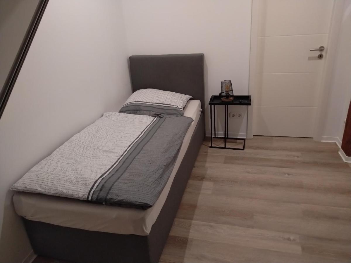 Ruhige Nachbarschaft Apartment Хаминкелн Екстериор снимка
